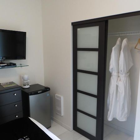 The Marinaside Resort Nanaimo Bagian luar foto