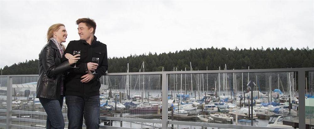 The Marinaside Resort Nanaimo Bagian luar foto