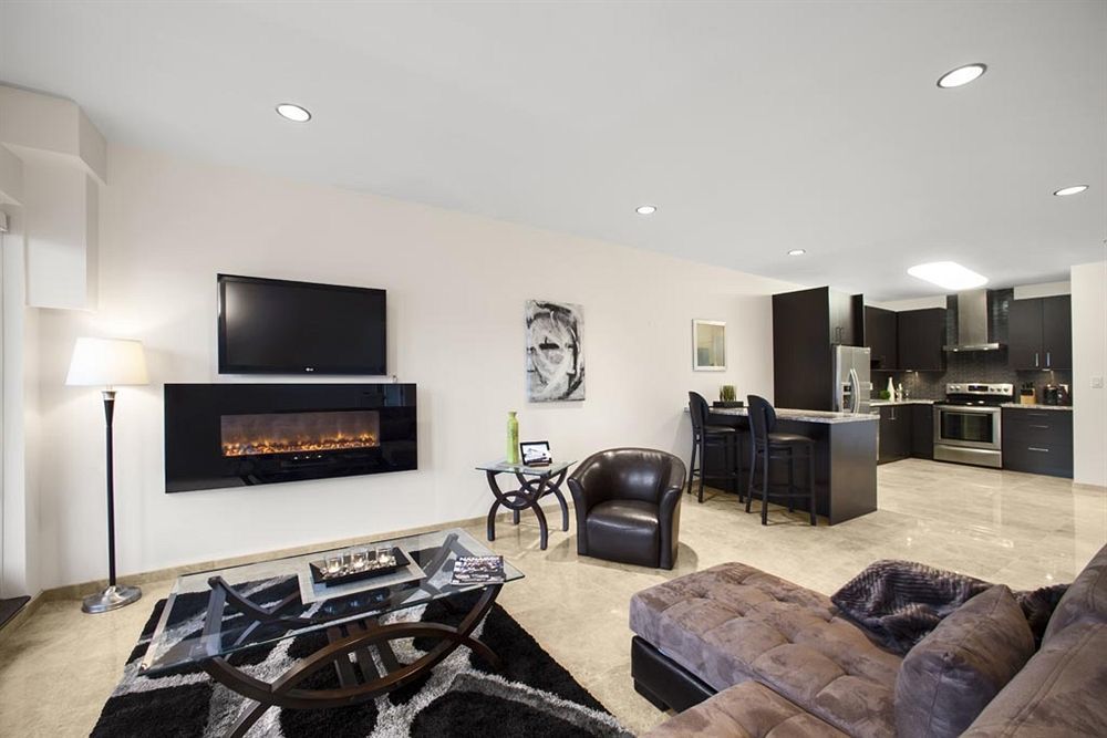 The Marinaside Resort Nanaimo Bagian luar foto